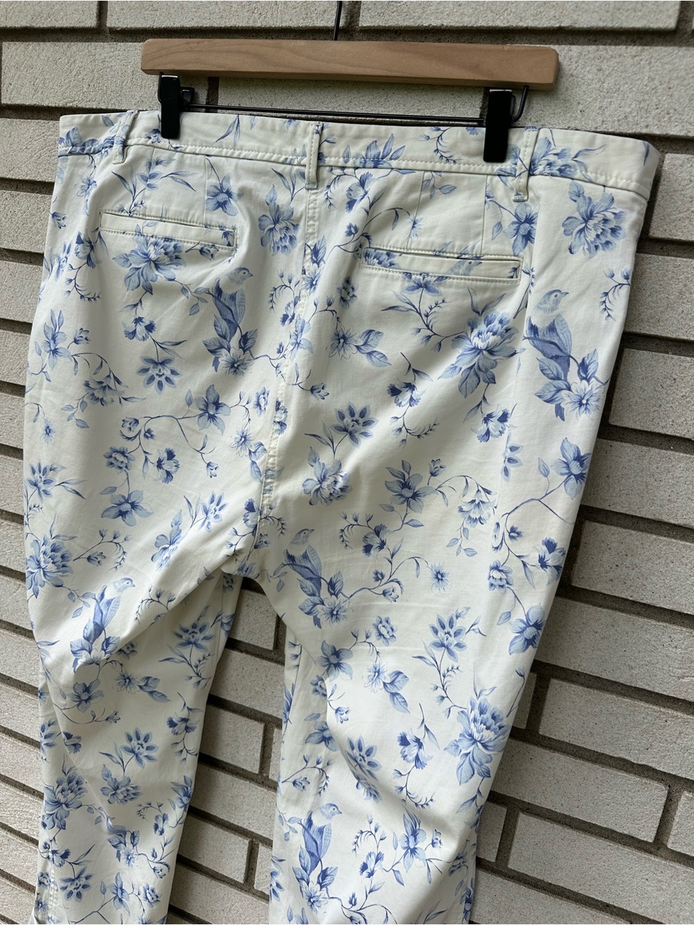 Talbots Blue Toile Floral Relaxed Chino Ankle Pants Cottagecore 16W Coastal - Picture 6 of 12